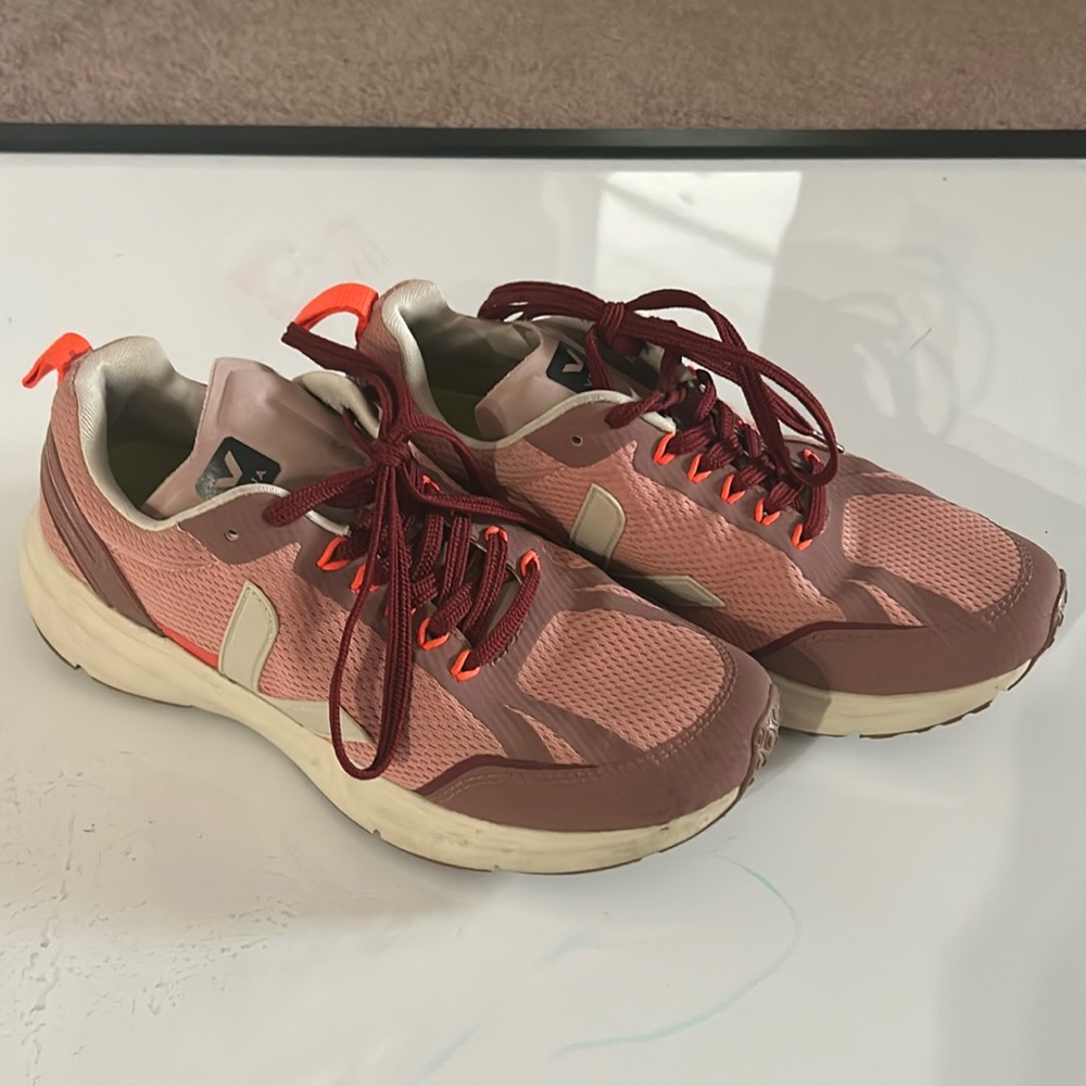 Veja sneakers- women’s size 8